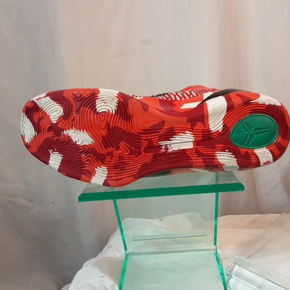 Kobe 9 Christmas Original Release main image 6